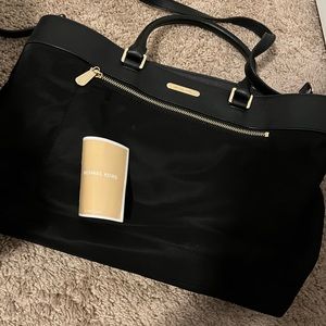 Michael Kors Messenger Bag